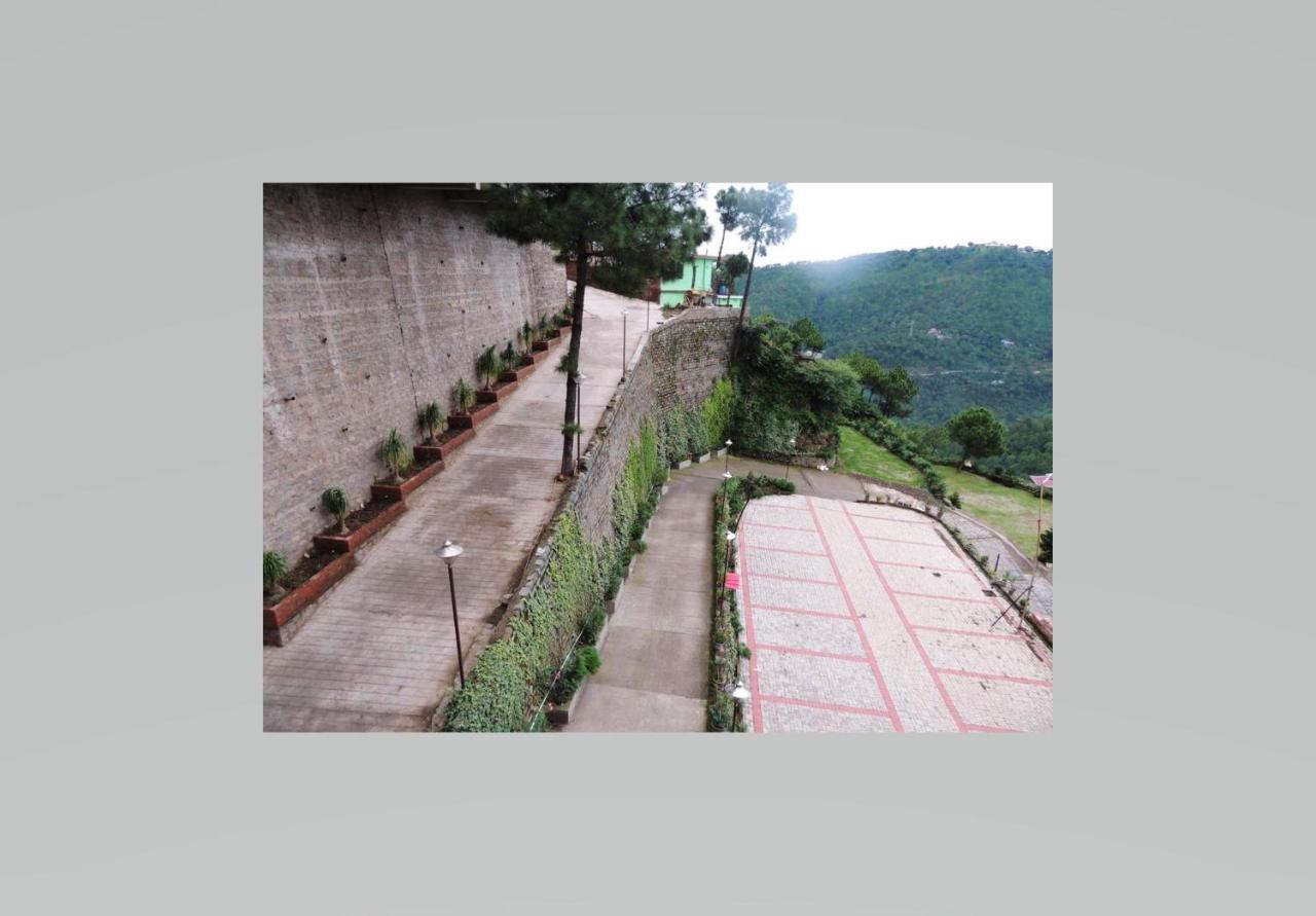 2BHK Furnished Apartment/Near Kasauli/Barog/Luv Fun&Adventure Solan Exterior foto